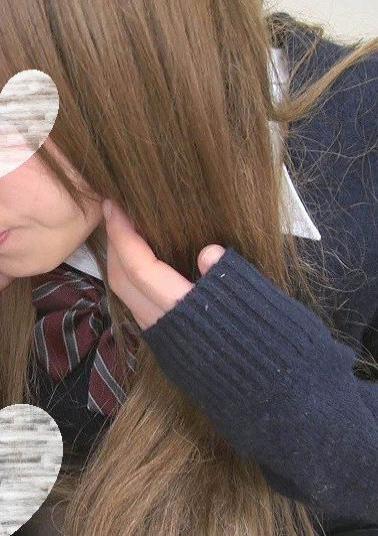 FC2PPV-4640019 K-chan, a female college student who still looks good in a cute uniform - Uniform video Vol. 6 Such a cute female college student brings a real uniform and gets a footjob for the first time! Personal shooting 