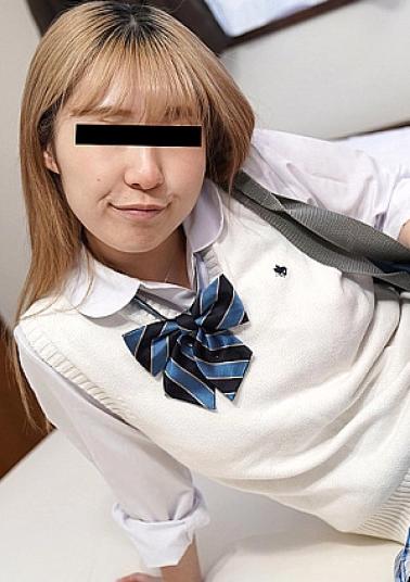 10musume 10-071225-01 On the train : Yoshino Hashiba Prank Uniform Girl On The Train Yoshino Hashiba